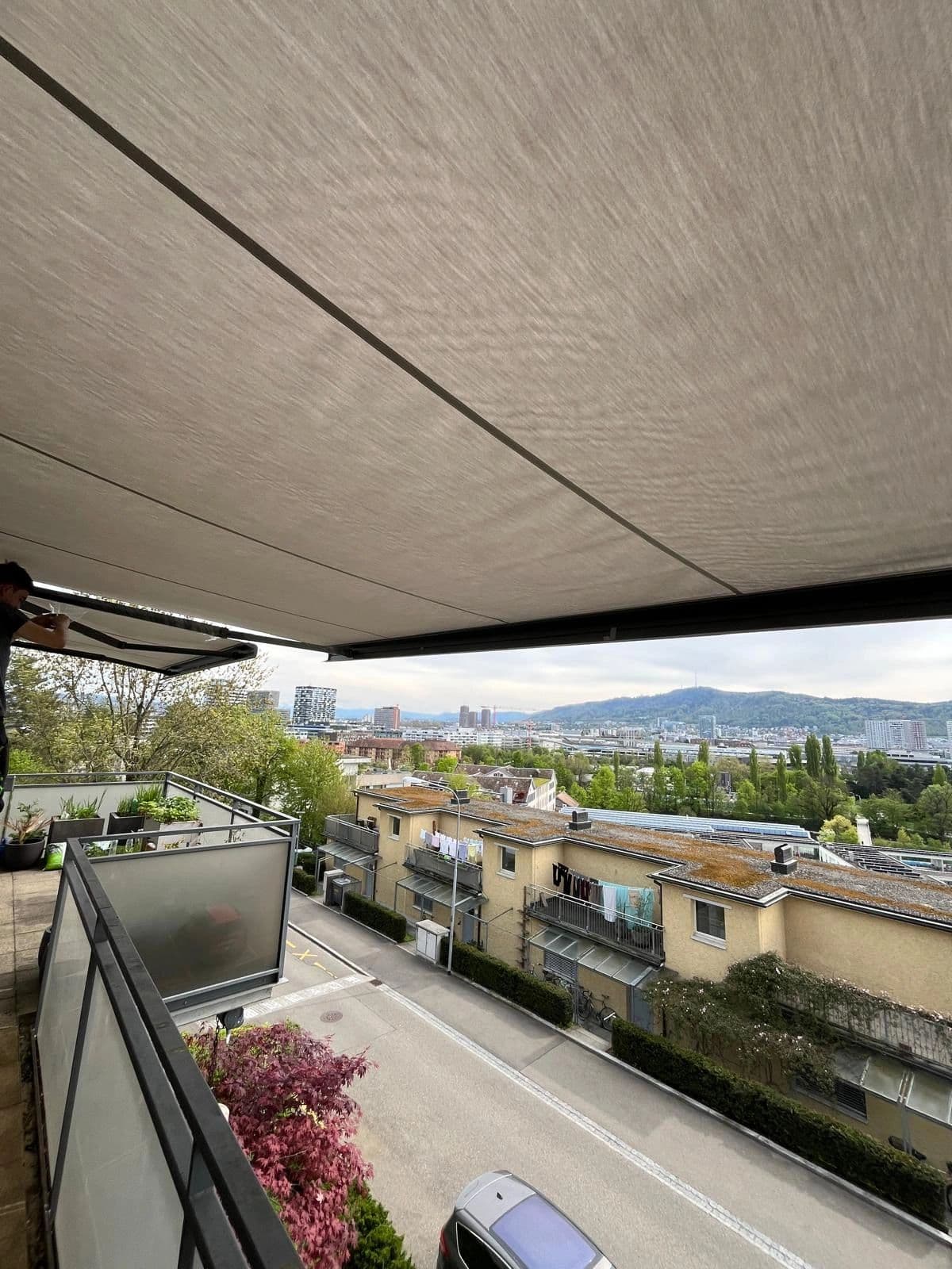 Casa-Box Kassettenmarkisen – Zürich-Höngg